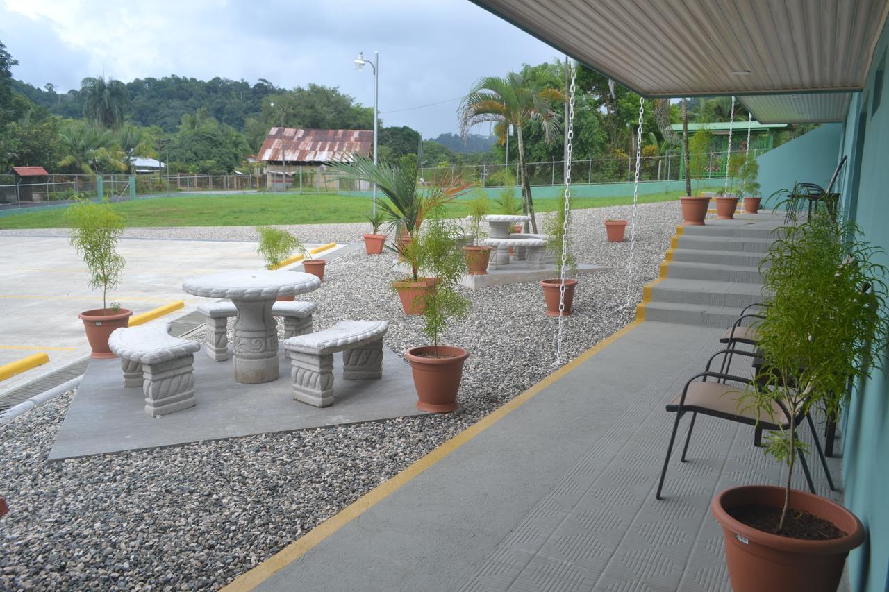 Hotel Don Fito Golfito Exterior photo