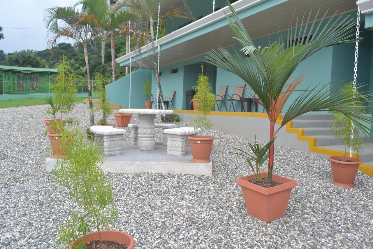 Hotel Don Fito Golfito Exterior photo